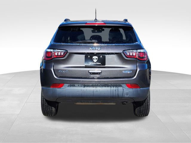 Used 2018 Jeep Compass Latitude w/ Cold Weather Group image 4