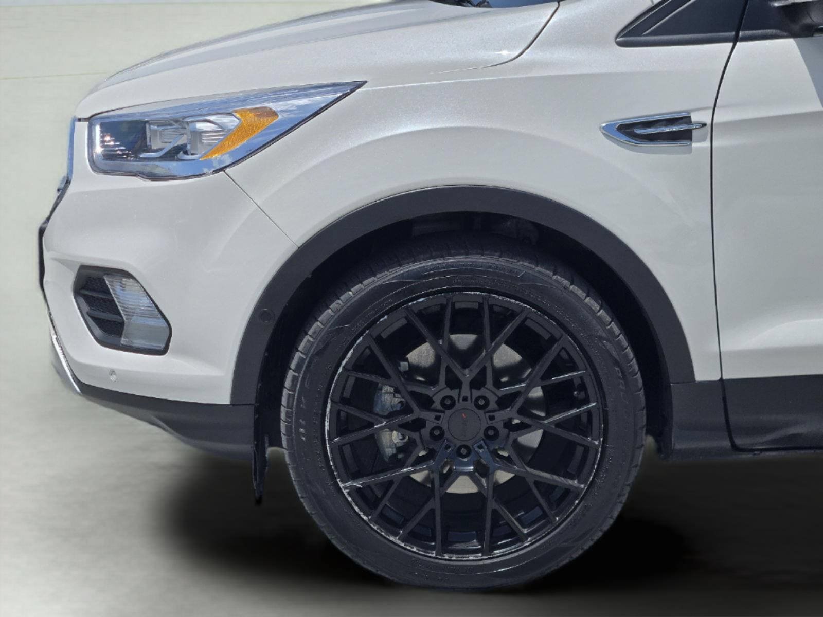 Certified 2019 Ford Escape Titanium w/ U9j03 - Titanium Tow Package AWD/4WD image 9