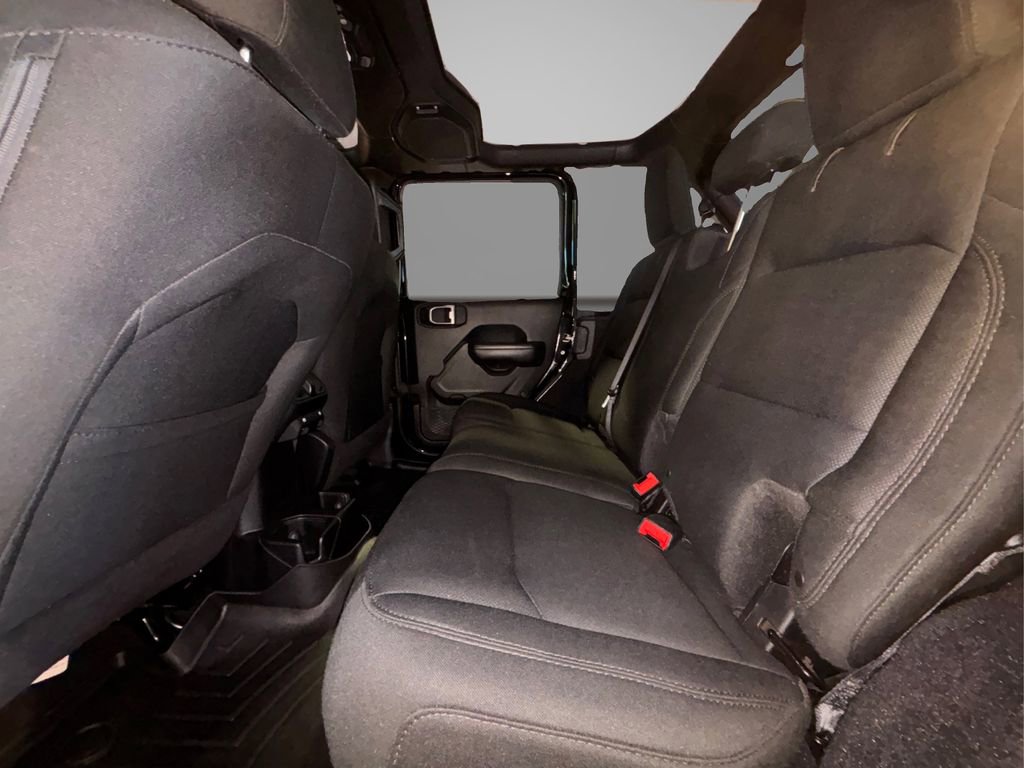 Used 2018 Jeep Wrangler Unlimited Sport S AWD/4WD image 10