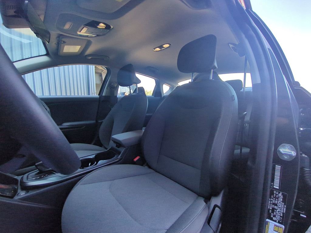 Used 2025 Kia K4 FWD image 24