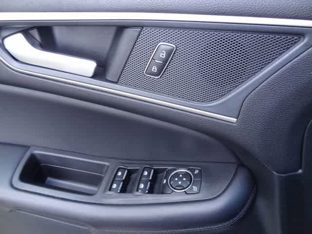 Certified 2024 Ford Edge SEL AWD/4WD image 15