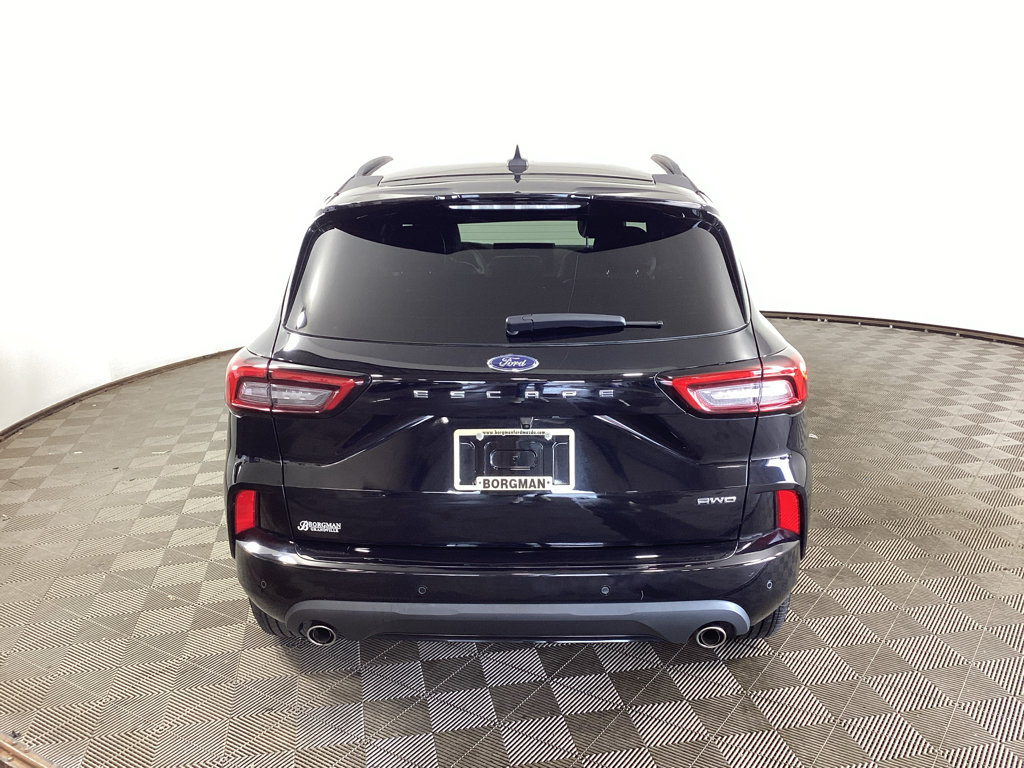 Certified 2023 Ford Escape ST-Line w/ Tech Pack #1 AWD/4WD image 3
