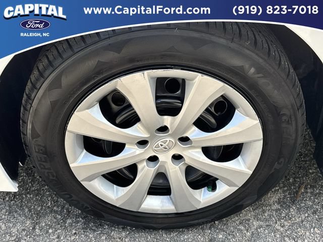 Used 2024 Toyota Corolla LE FWD image 13