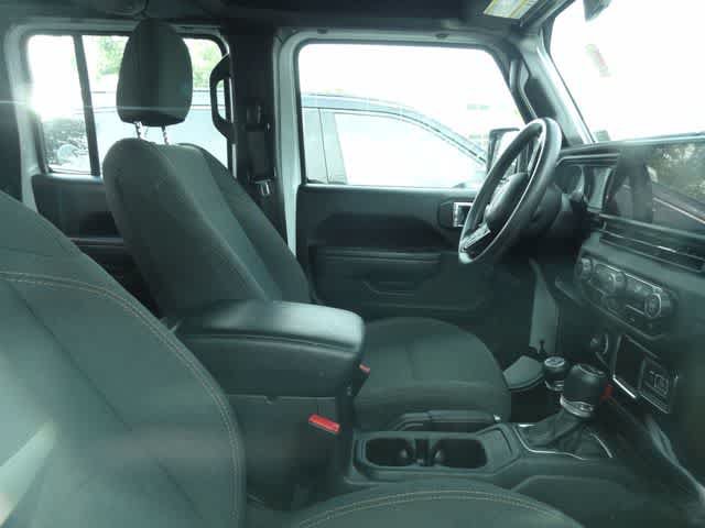 Used 2024 Jeep Gladiator Sport AWD/4WD image 10