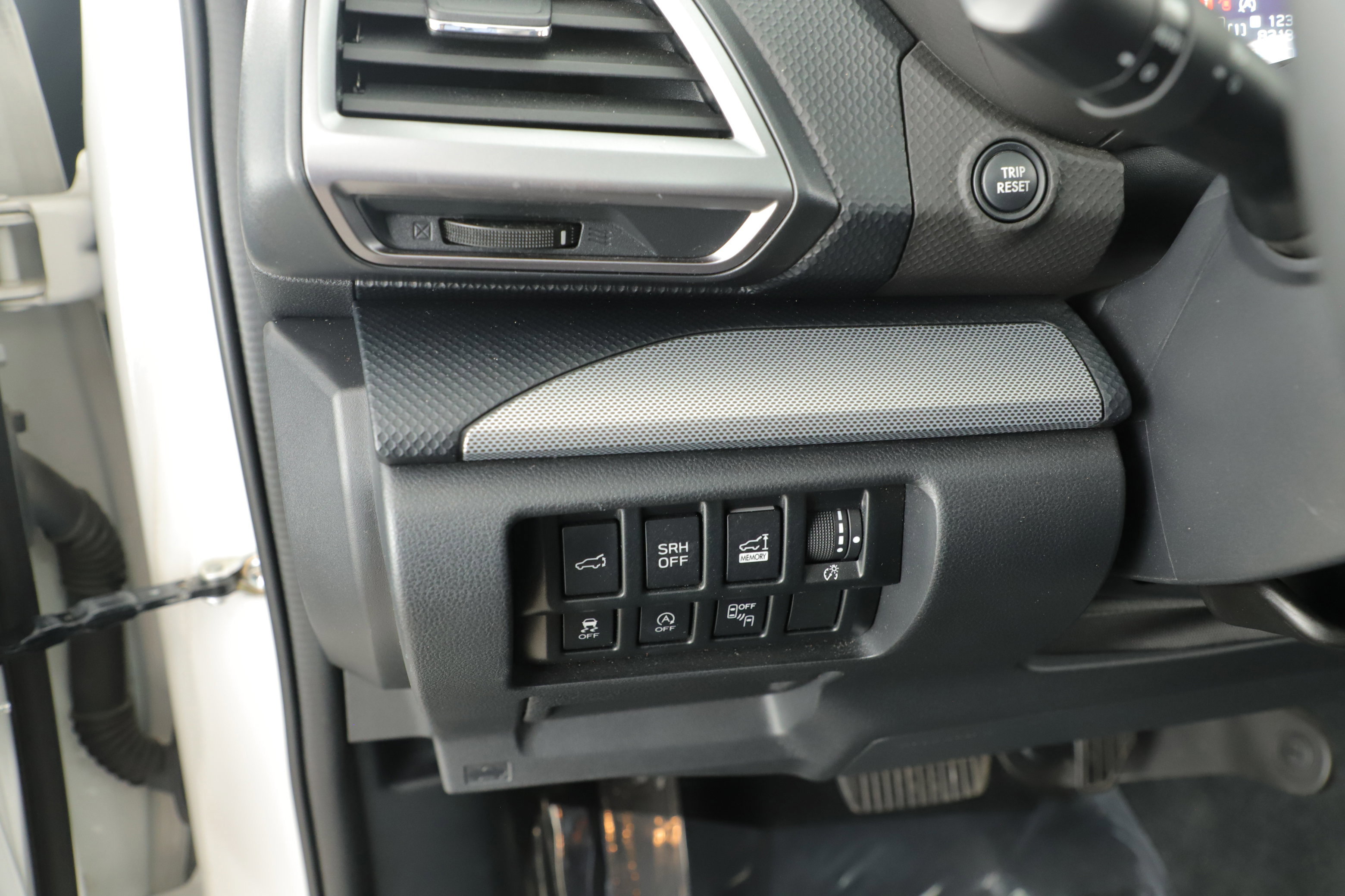 Used 2021 Subaru Forester Limited image 11