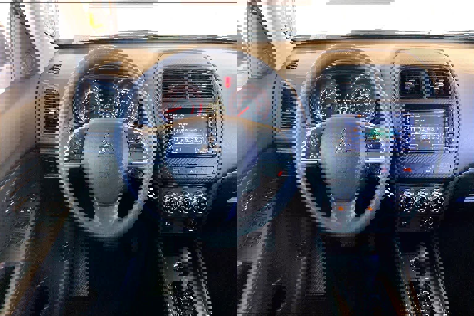 Used 2024 Mitsubishi Outlander Sport ES image 8