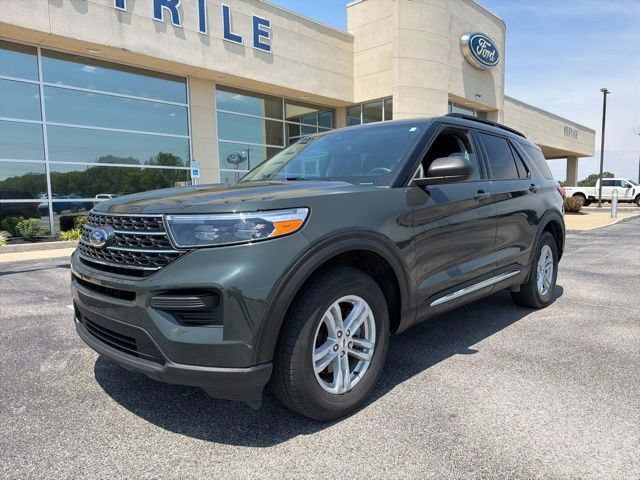 Certified 2024 Ford Explorer XLT w/ Class IV Trailer Tow Package AWD/4WD image 1