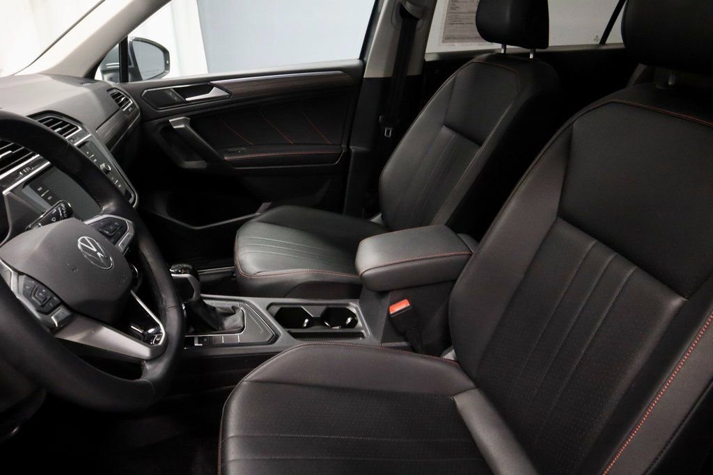 Used 2024 Volkswagen Tiguan Wolfsburg Edition image 26