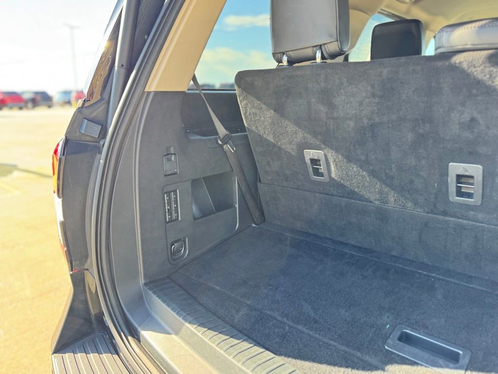 Certified 2024 Ford Expedition XLT image 42