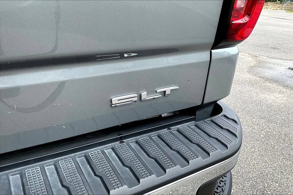 Used 2025 GMC Sierra 1500 SLT AWD/4WD image 27