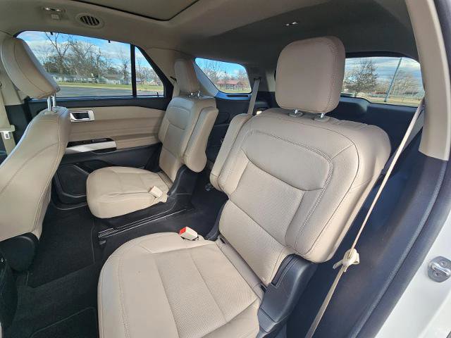 Certified 2022 Ford Explorer Limited w/ Limited Technology Package image 15