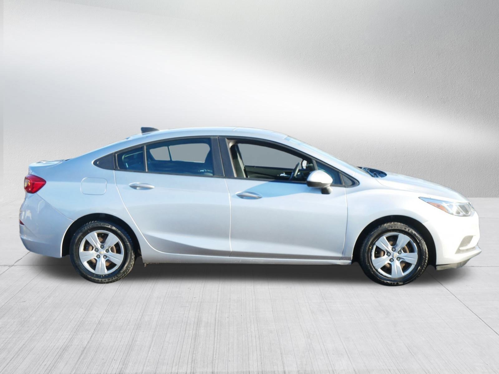 Used 2017 Chevrolet Cruze LS image 6