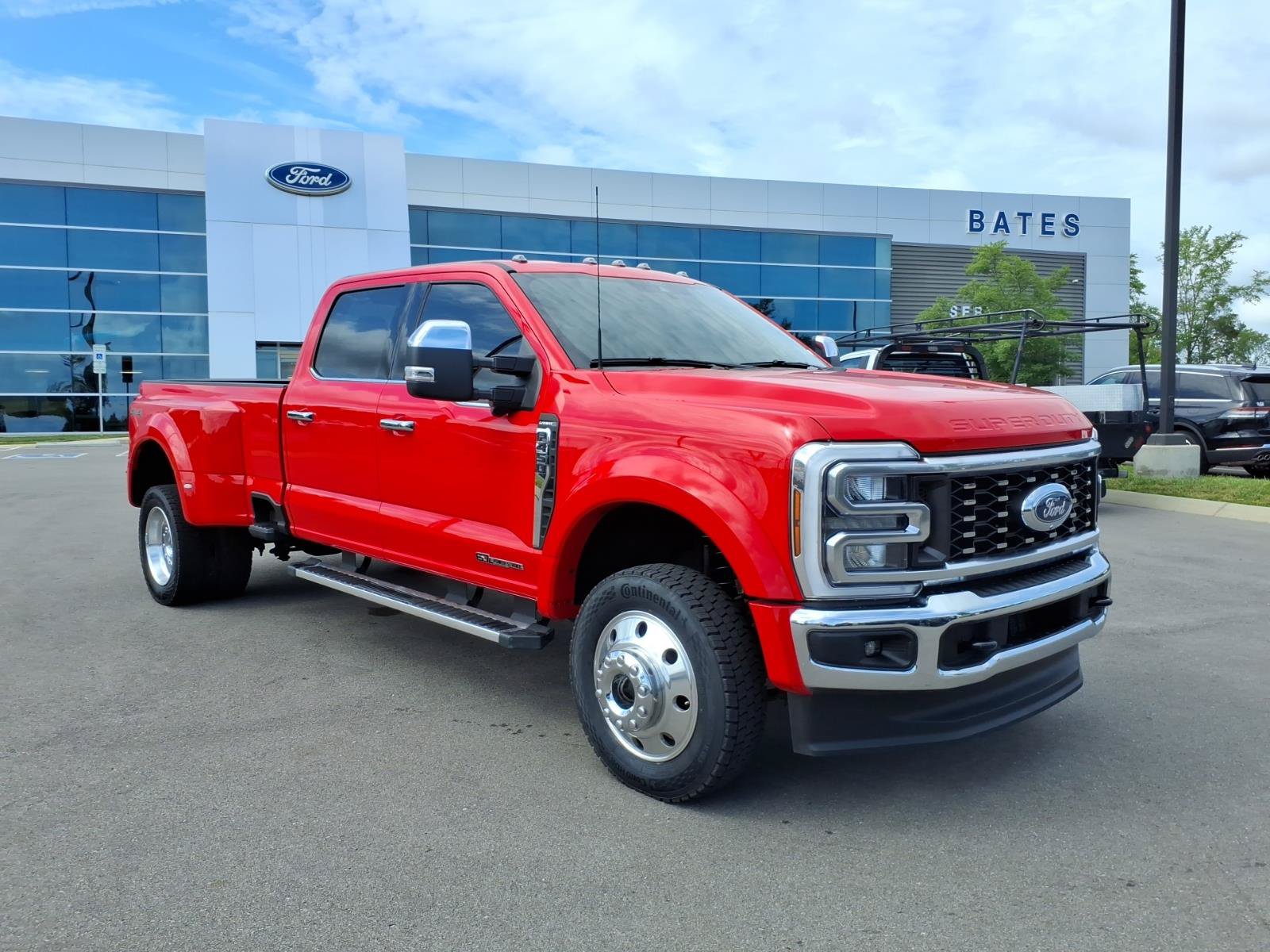 Certified 2025 Ford F450 Lariat w/ Chrome Package AWD/4WD image 1
