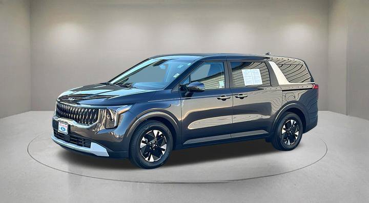 Used 2026 Kia Carnival LXS FWD image 2