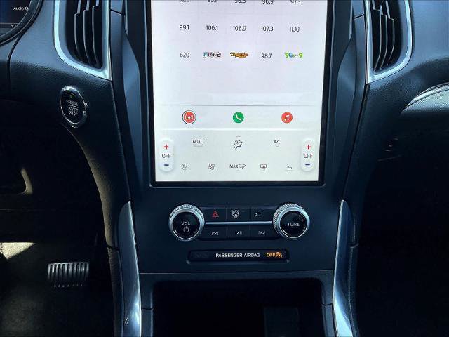 Certified 2024 Ford Edge Titanium AWD/4WD image 17