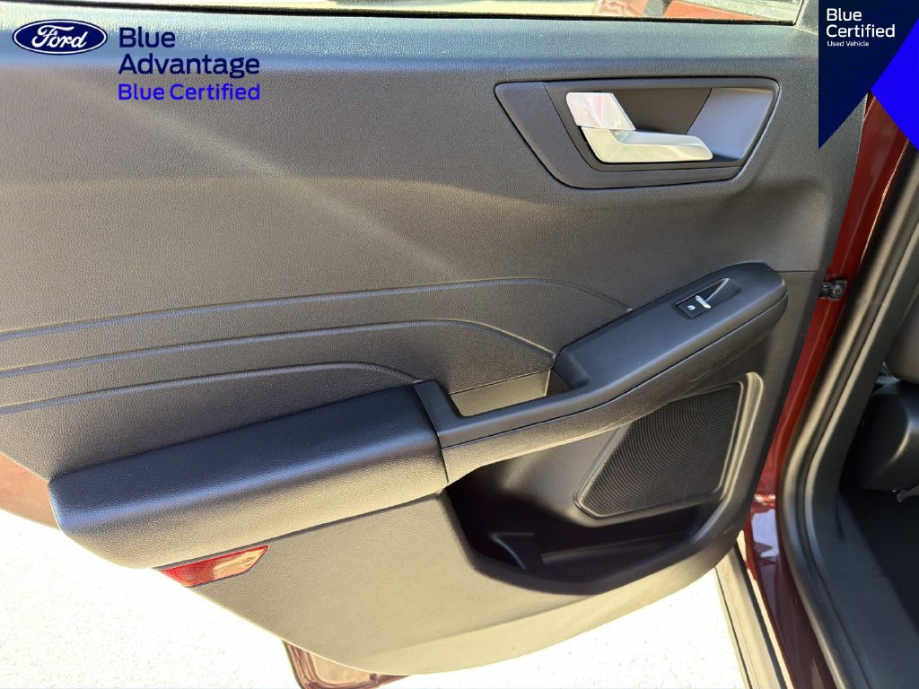 Certified 2021 Ford Escape SE AWD/4WD image 10