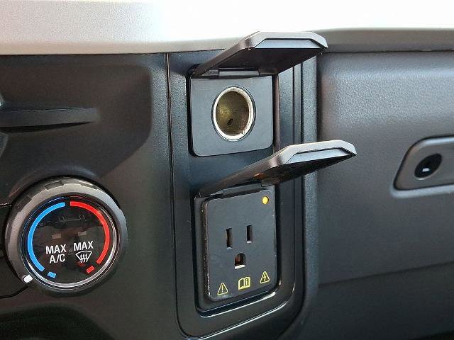 Certified 2025 Ford F250 XLT image 25