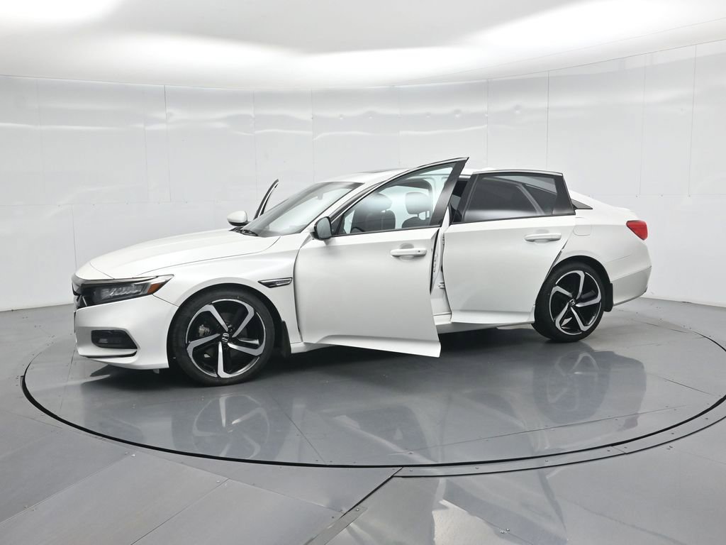 Used 2018 Honda Accord Sport image 33