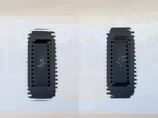 Used 2017 Toyota Highlander Limited image 36