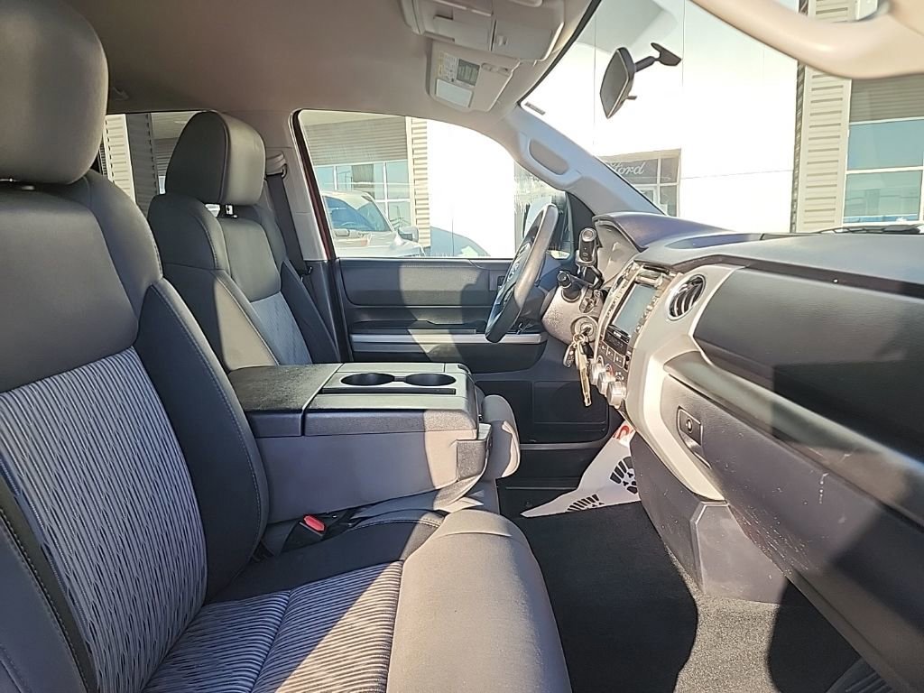 Used 2017 Toyota Tundra SR5 image 12