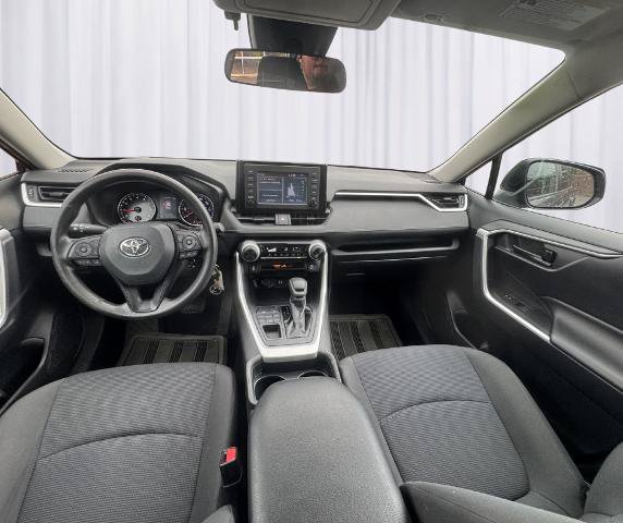 Used 2019 Toyota RAV4 LE AWD/4WD image 7