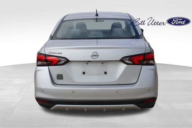 Used 2021 Nissan Versa S image 4