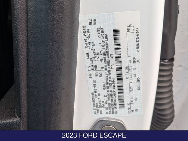 Certified 2023 Ford Escape Active AWD/4WD image 30