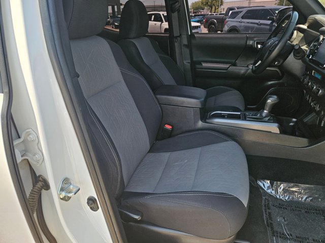 Used 2023 Toyota Tacoma TRD Off-Road w/ Advanced Technology Package AWD/4WD image 20