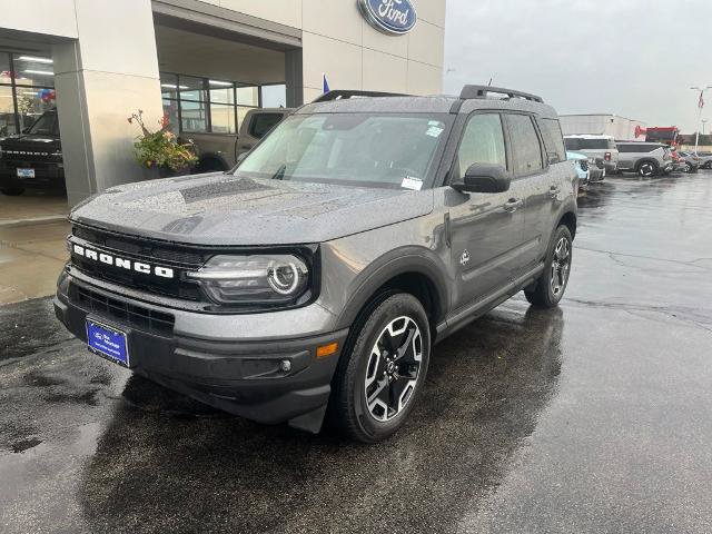 Certified 2023 Ford Bronco Sport Outer Banks w/ Tech Package AWD/4WD image 1