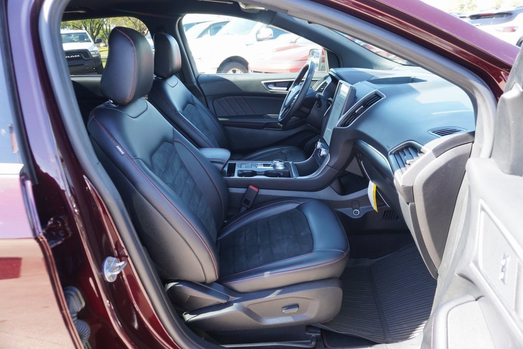 Certified 2023 Ford Edge ST-Line image 23