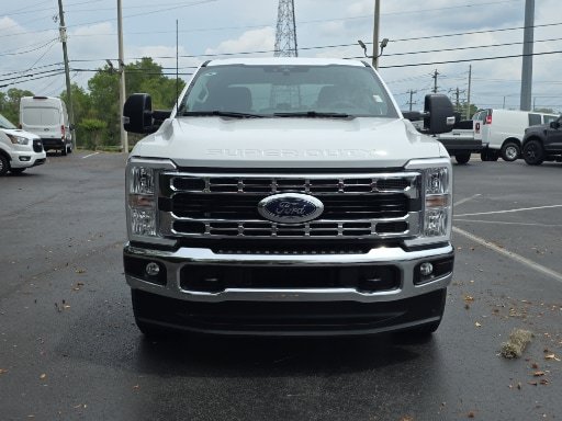 Certified 2025 Ford F250 XLT AWD/4WD image 11