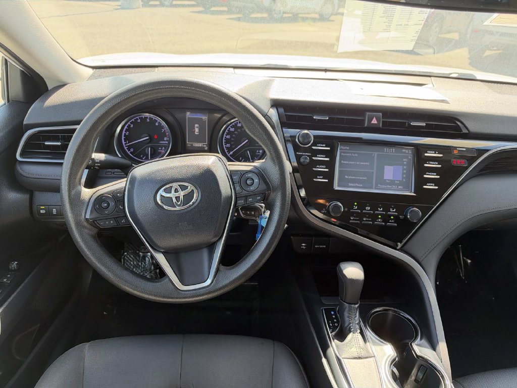 Used 2019 Toyota Camry LE FWD image 11