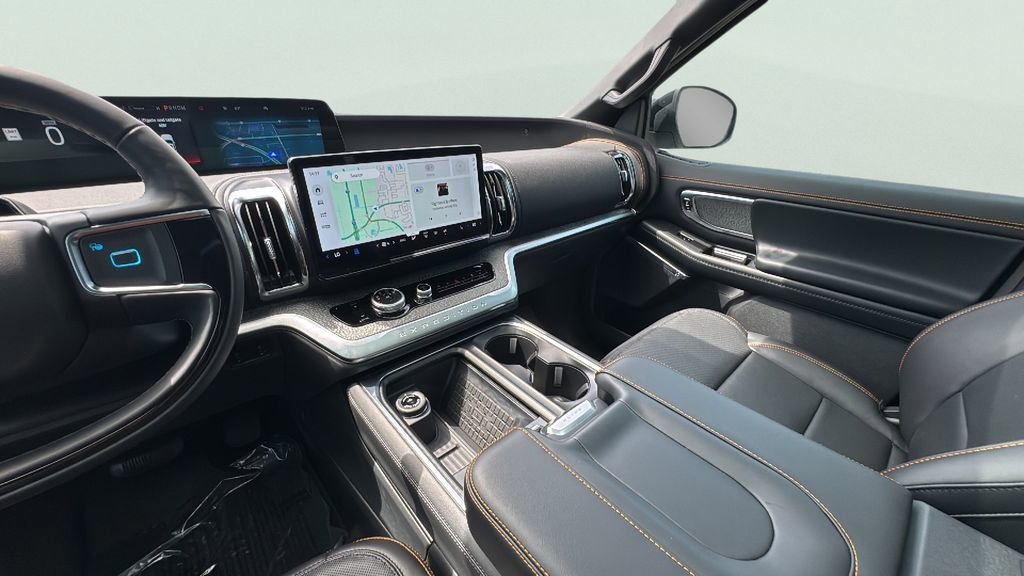 Certified 2025 Ford Expedition Tremor image 44