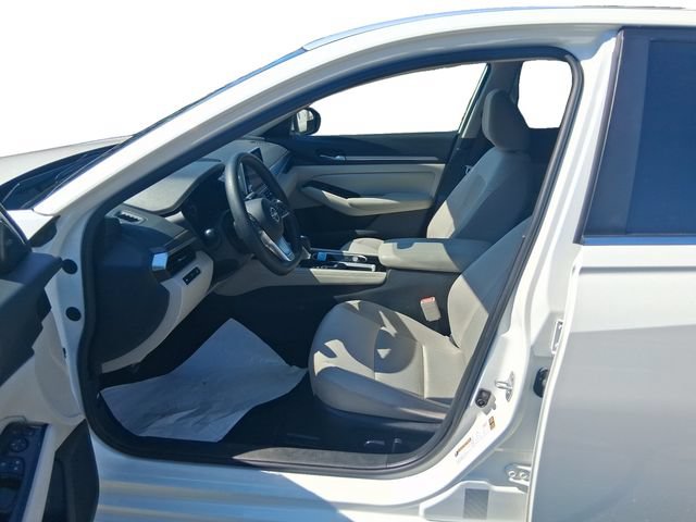 Used 2023 Nissan Altima 2.5 SV FWD image 10