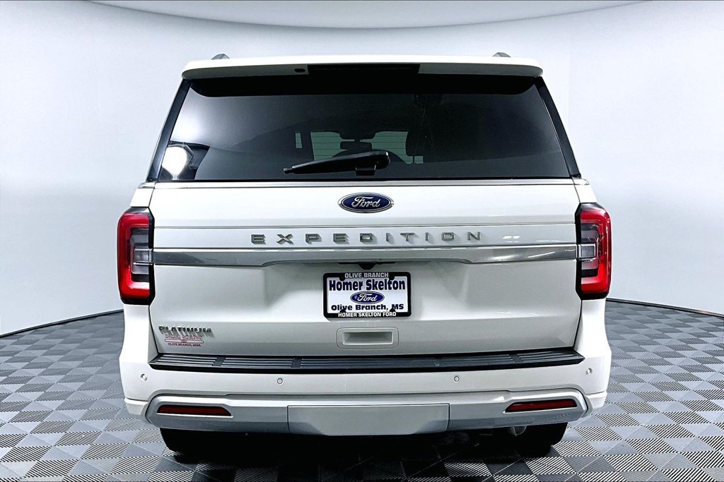 Certified 2023 Ford Expedition Platinum AWD/4WD image 4