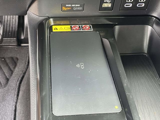 Used 2025 Toyota Camry LE image 23