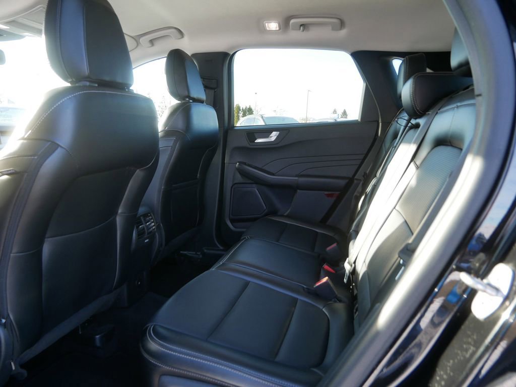 Certified 2024 Ford Escape Platinum image 13
