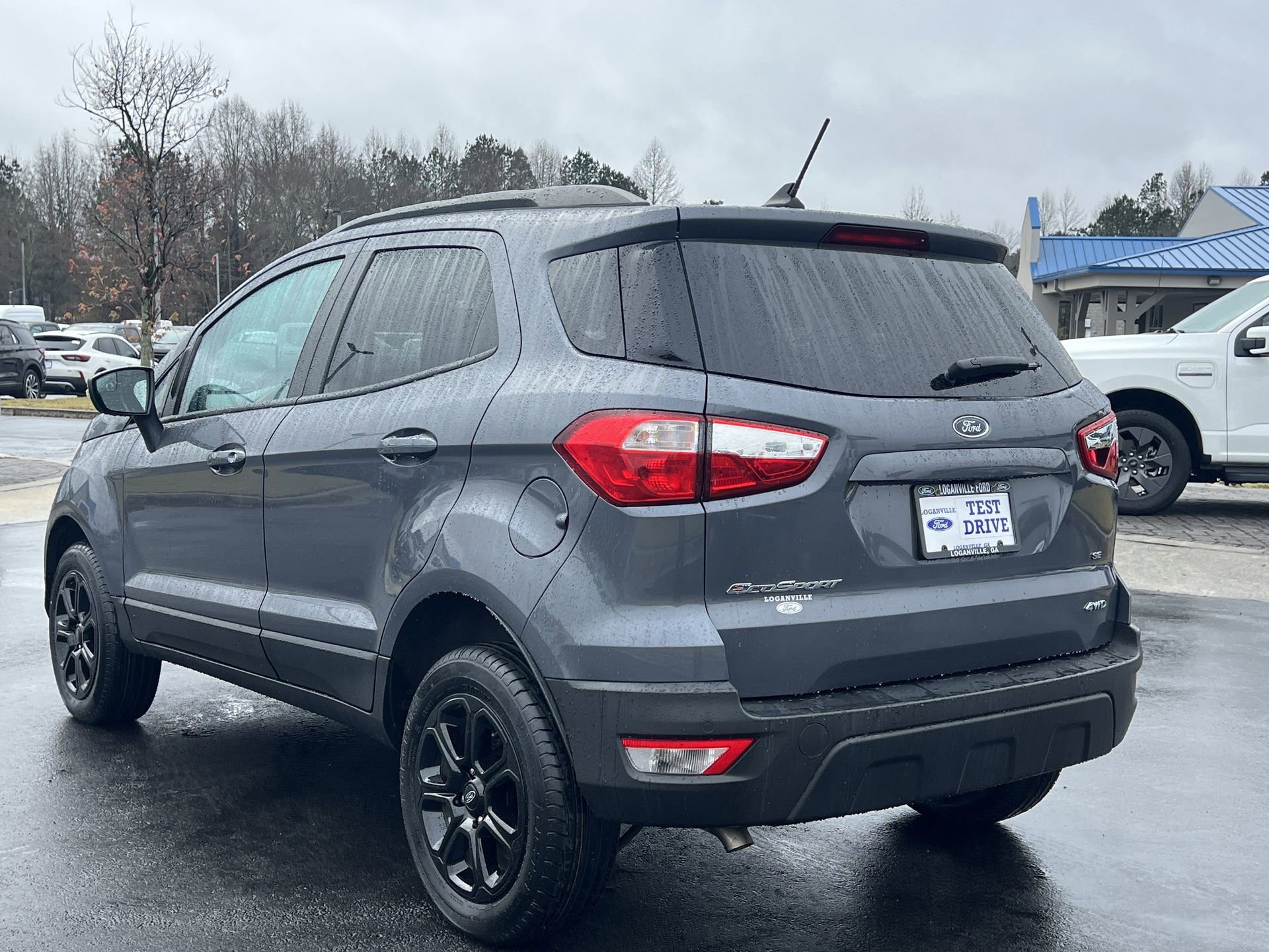 Certified 2021 Ford EcoSport SE image 2