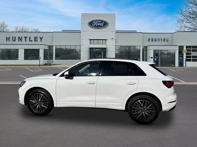 Used 2023 Audi Q3 2.0T Premium w/ Convenience Package AWD/4WD image 7