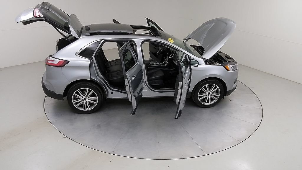 Certified 2024 Ford Edge Titanium w/ Equipment Group 301A AWD/4WD image 47