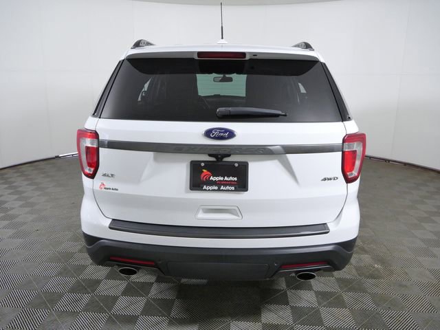 Certified 2018 Ford Explorer XLT w/ Equipment Group 202A AWD/4WD image 8
