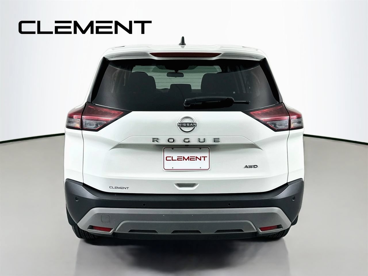 Used 2023 Nissan Rogue S AWD/4WD image 8