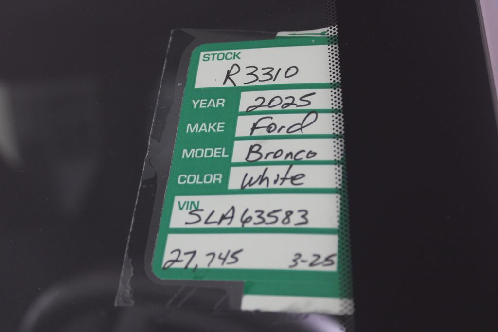 Certified 2023 Ford Bronco Outer Banks w/ Sasquatch Package image 24