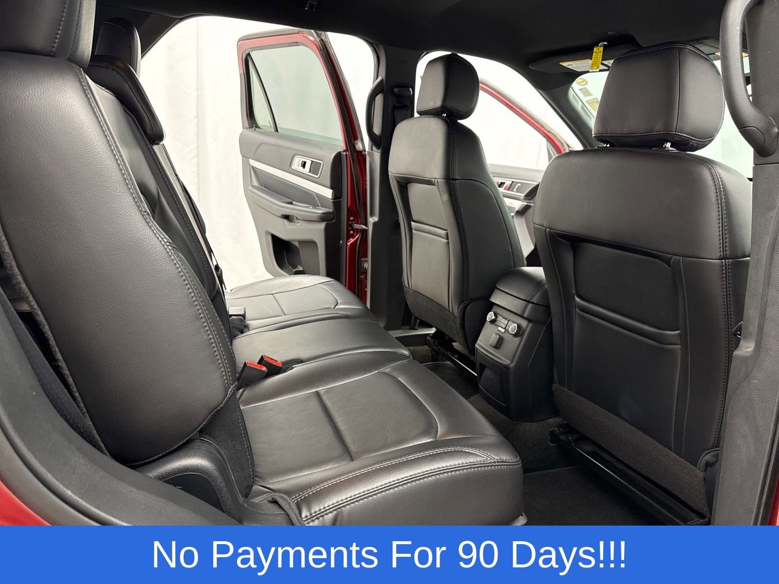 Certified 2017 Ford Explorer XLT w/ Equipment Group 202A AWD/4WD image 28