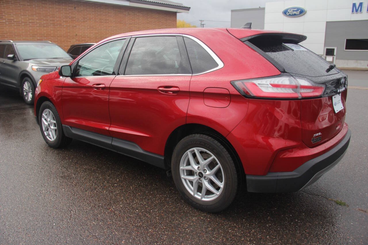 Certified 2024 Ford Edge SEL AWD/4WD image 3