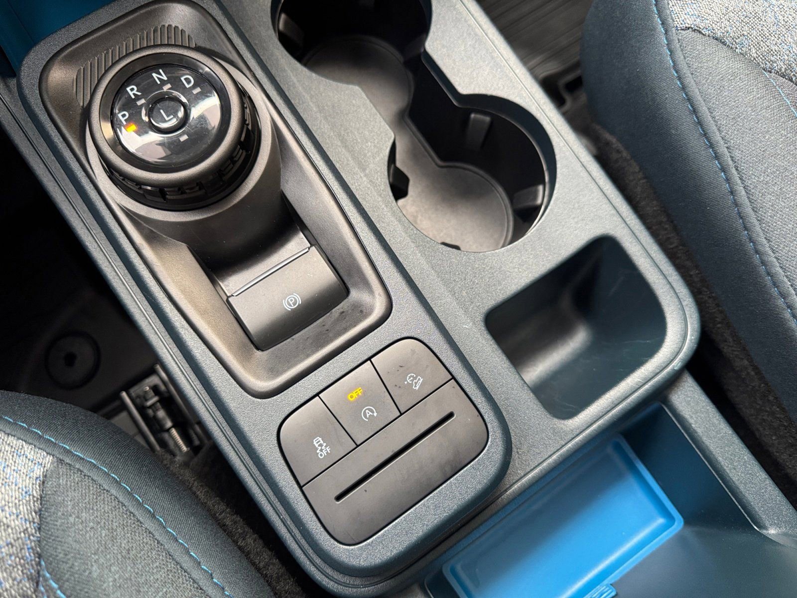 Certified 2025 Ford Maverick XLT w/ XLT Luxury Package image 23