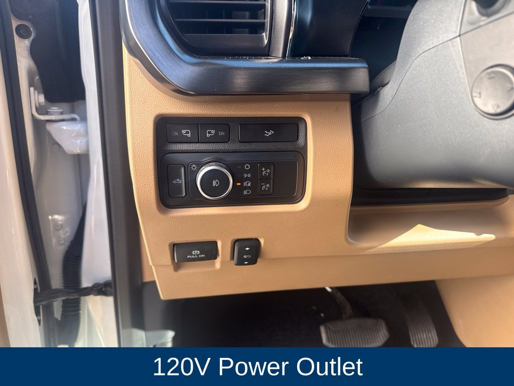 Certified 2024 Ford F250 Lariat w/ Chrome Package AWD/4WD image 17