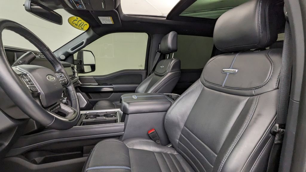 Certified 2025 Ford F250 Platinum AWD/4WD image 2
