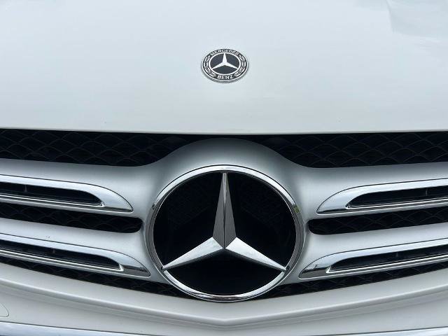 Used 2017 Mercedes-Benz GLC 300 4MATIC image 9