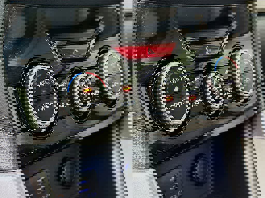 Used 2023 Subaru Forester Limited image 21